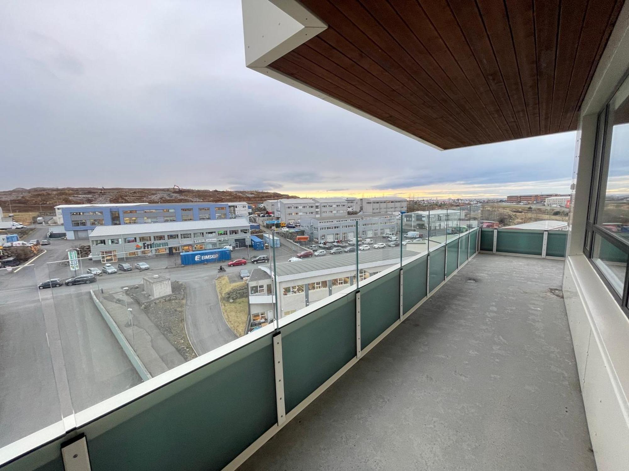 Modern And Spacious 3 Bedroom Apartment In Kopavogur Reikiavik Exterior foto